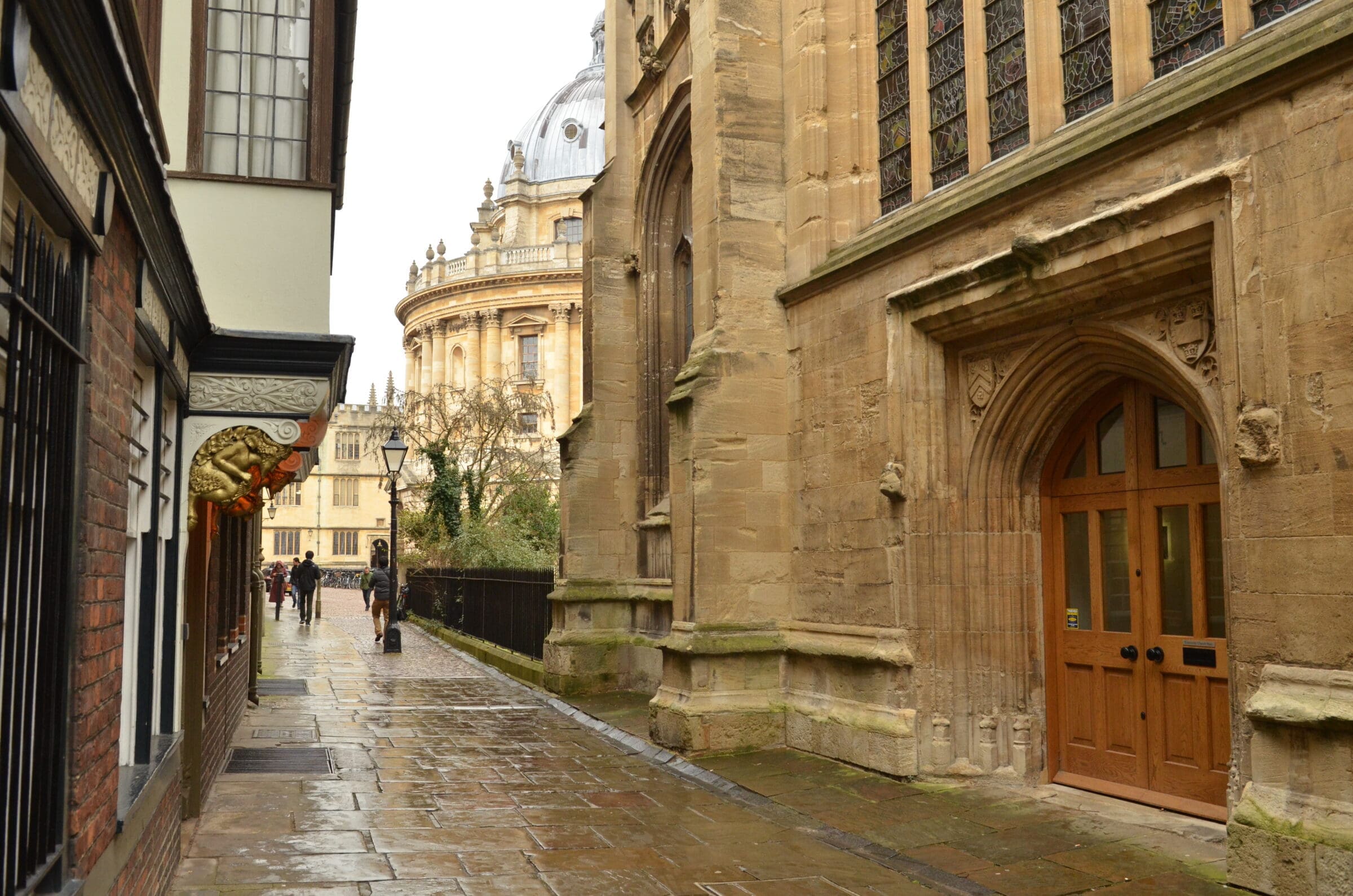 Oxford building with wonderful old architecture near The Burnside Partnership are a legal law firm in Oxford.